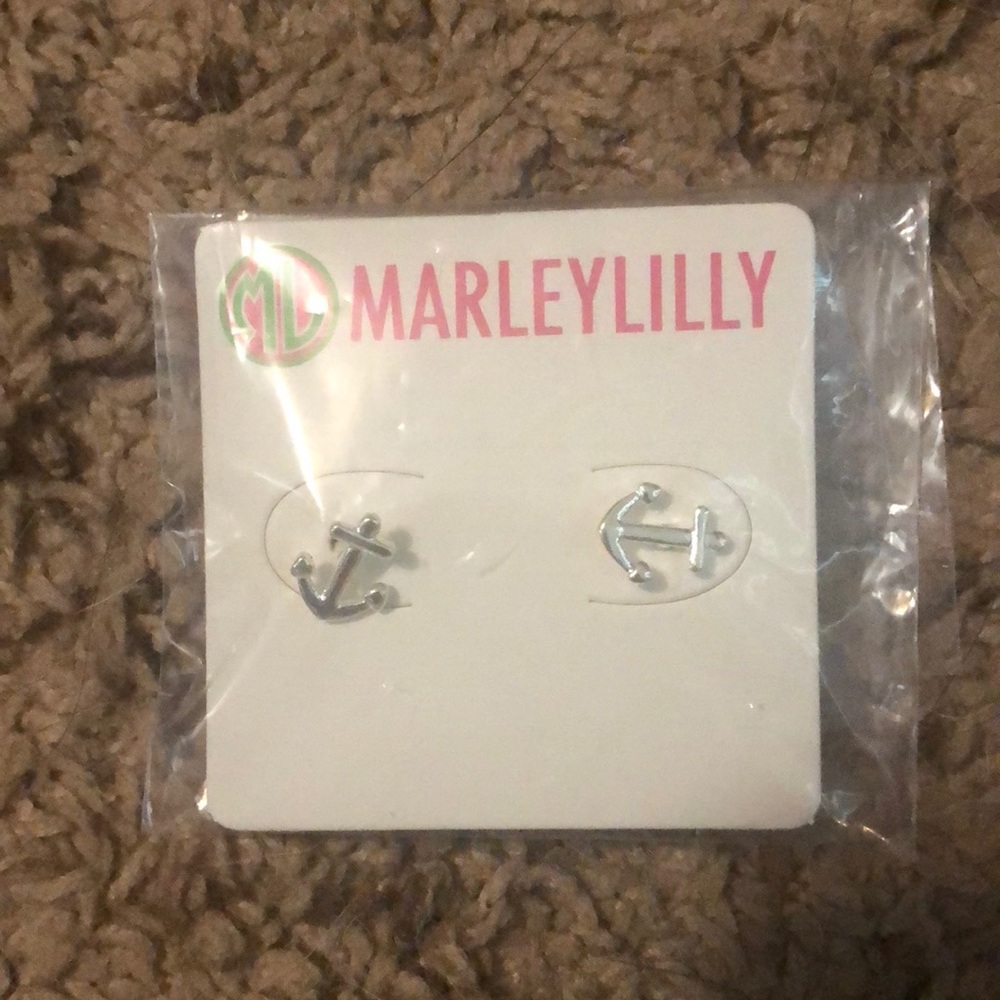 Marley Lilly anchor earrings